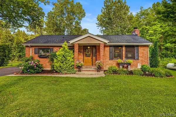 4071 Calkins Road, Youngstown, NY 14174