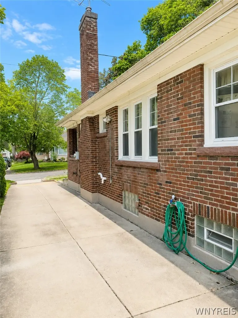 1318 Norwood Avenue, Niagara Falls, NY 14305 - #3