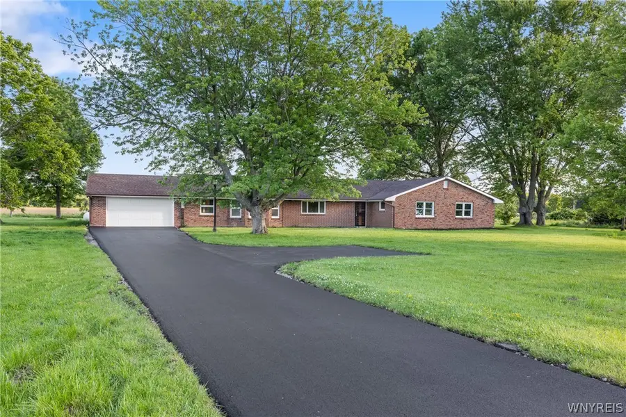1918 Lake Road, Youngstown, NY 14174 - #2