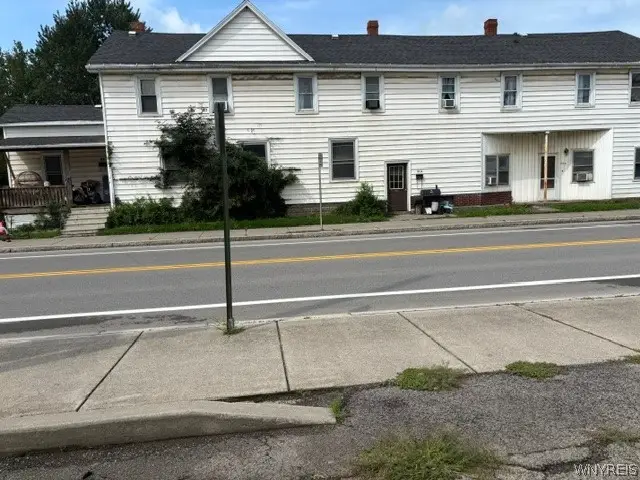 902 S Main Street, Medina, NY 14103 - #2