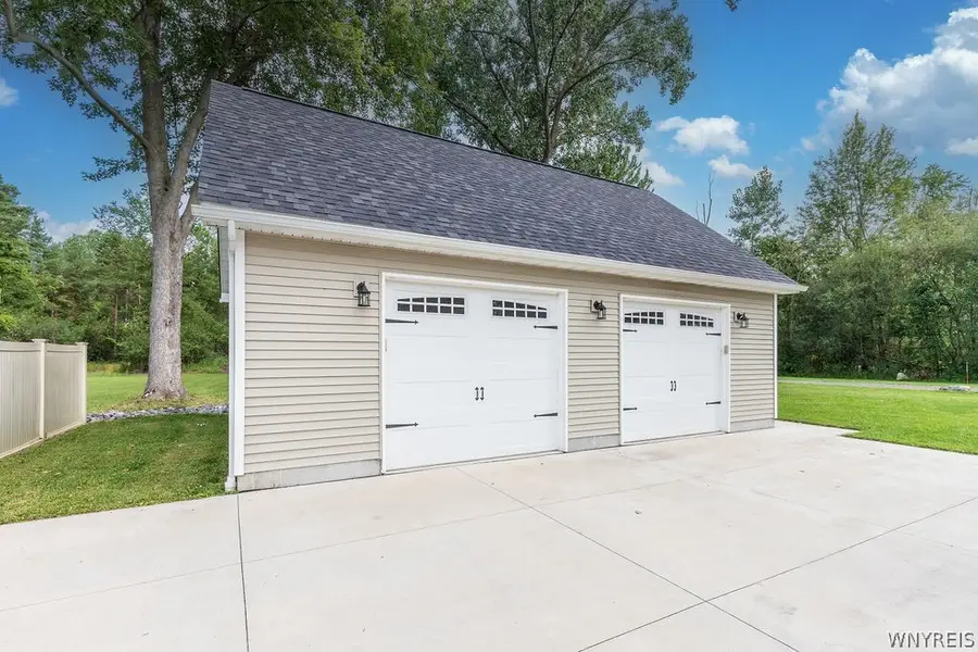 350 Tonawanda Creek Road, Buffalo, NY 14228 - #3