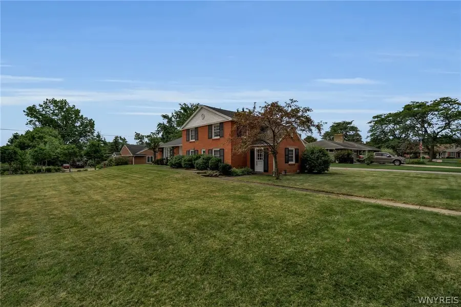 660 N Forest Road, Buffalo, NY 14221 - #3