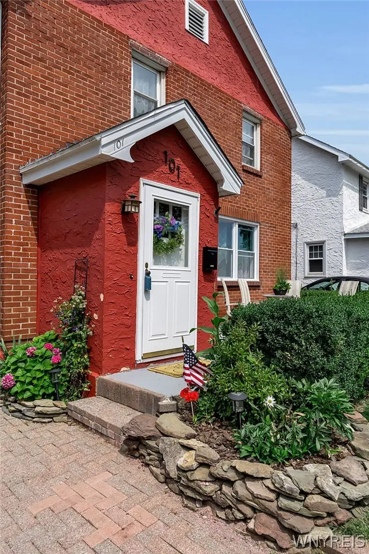 101 Regent Street, Lockport, NY 14094 - #3