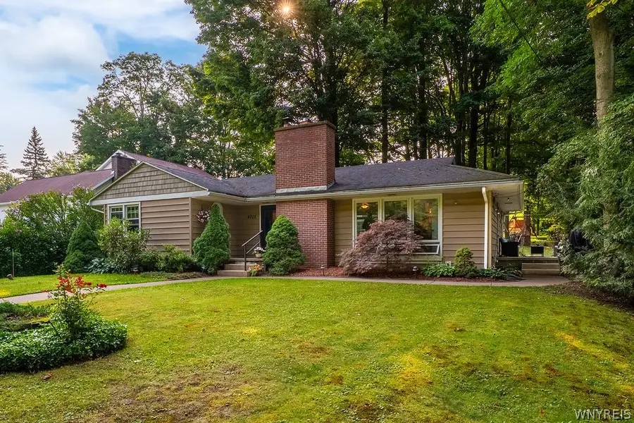 4715 Clark Street, Hamburg, NY 14075 - #2