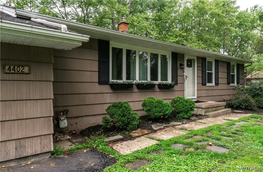 4402 Two Rod Road, East Aurora, NY 14052 - #3
