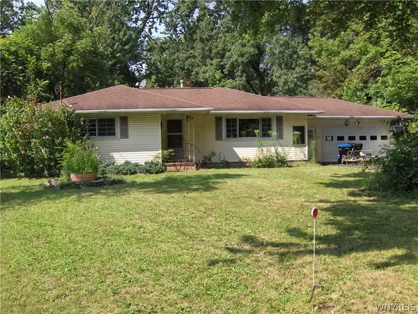 5 Maureen Drive, Rochester, NY 14624