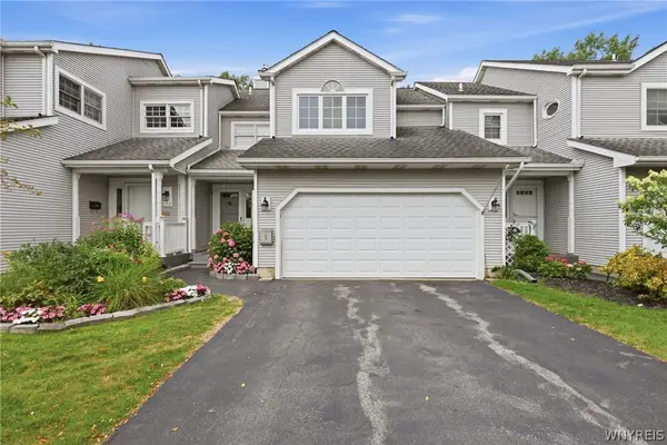 181 Bridle Path, Orchard Park, NY 14127