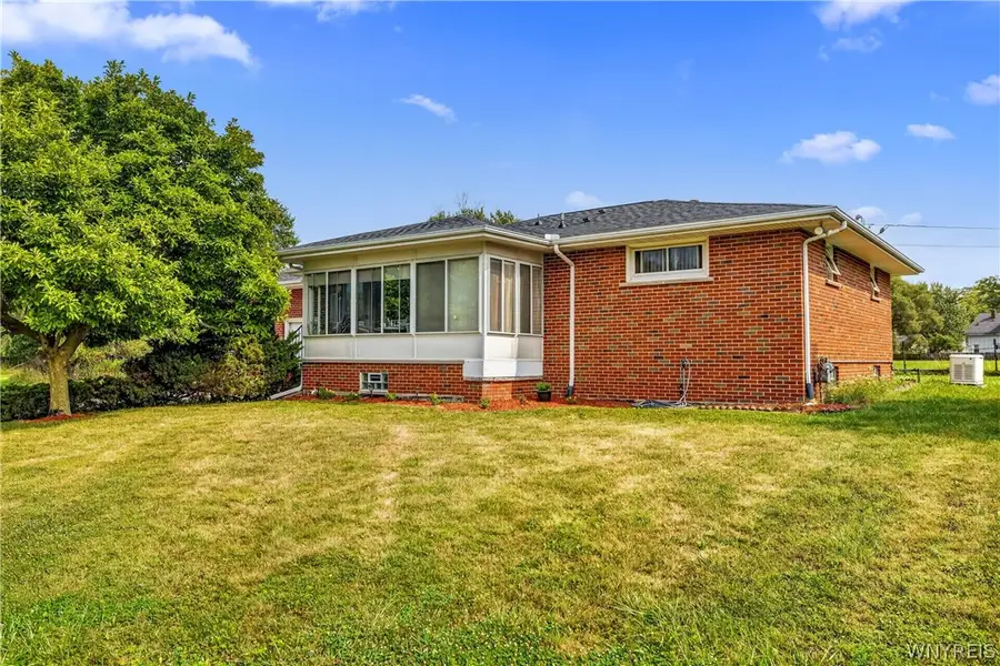 1608 Orchard Park Road, Buffalo, NY 14224 - #3