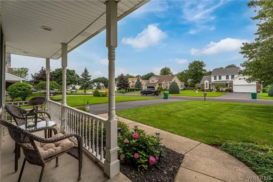 7202 Brookside Dr, Lockport, NY 14094 - #3