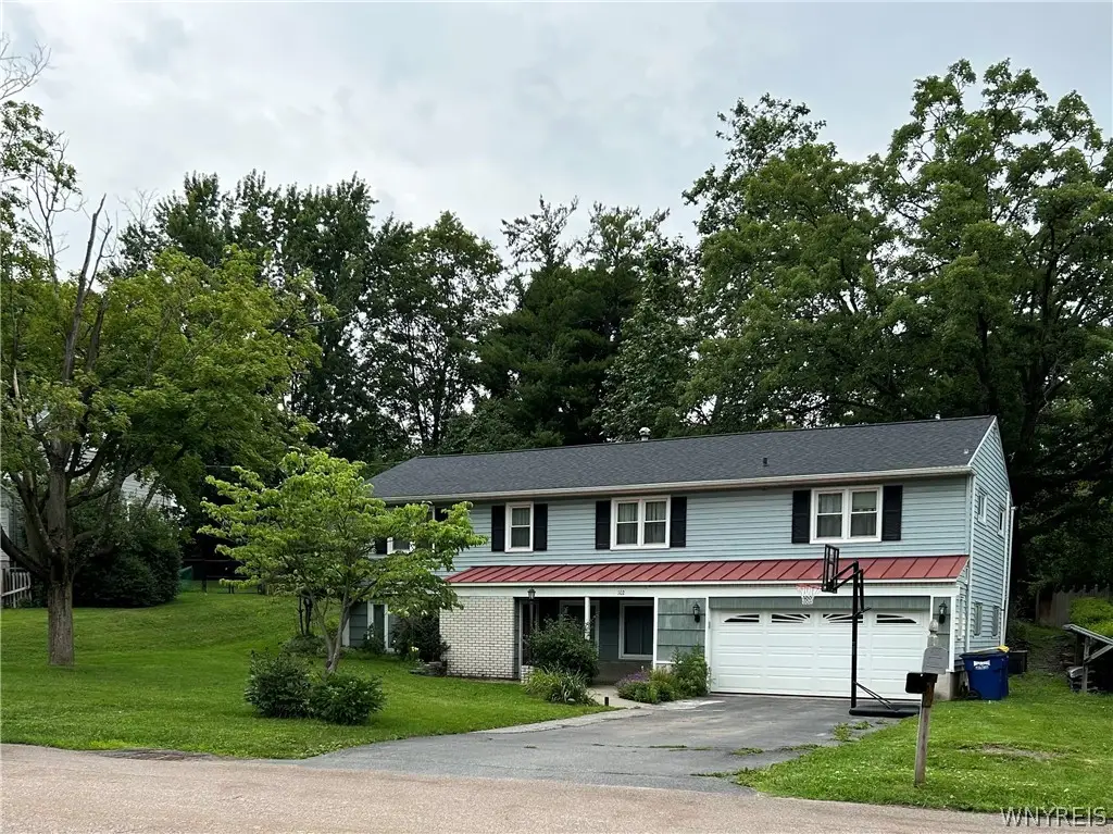 102 Trent Lane, Camillus, NY 13031 - #1
