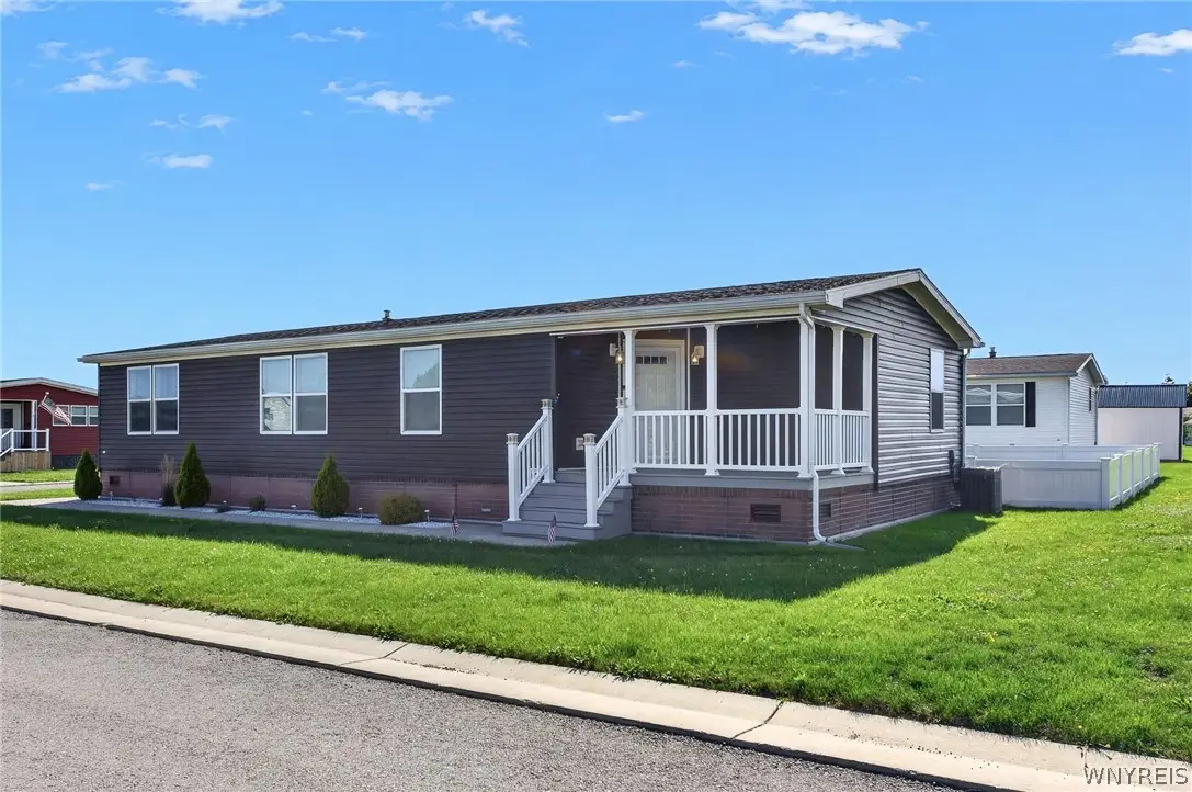 4325 Hurontario Avenue, Niagara Falls, NY 14304 - #1