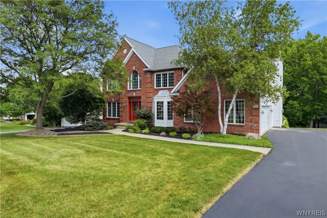 41 Brompton Court, Orchard Park, NY 14127 - #1
