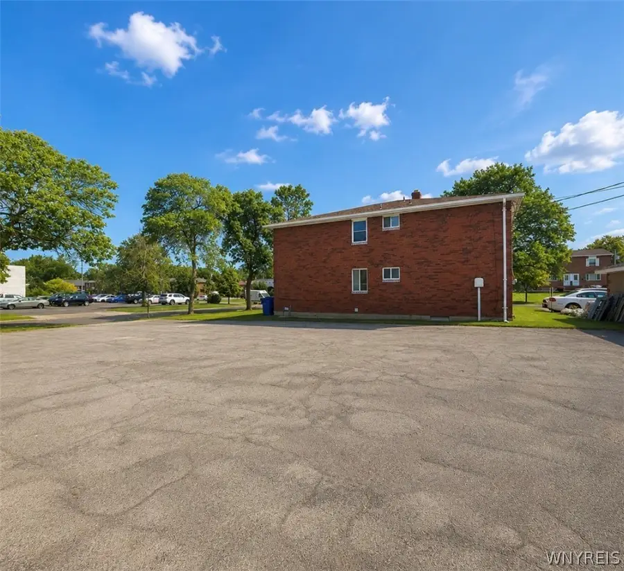 101 Draden Ln, Amherst, NY 14228 - #3