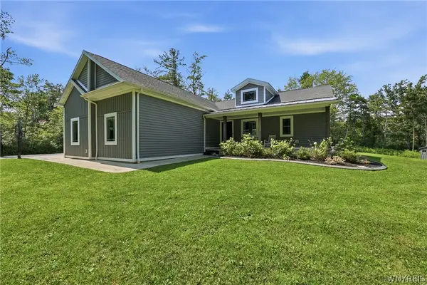 7180 Ellicott Road, Orchard Park, NY 14127