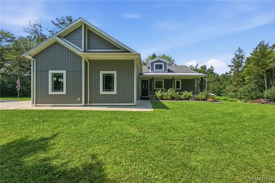 7180 Ellicott Road, Orchard Park, NY 14127 - #3