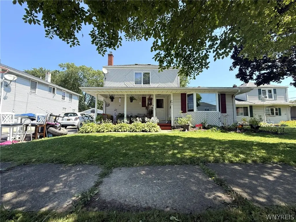 609 76th Street, Niagara Falls, NY 14304 - #1