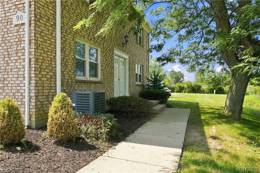 90 Carriage Drive #8, Orchard Park, NY 14127 - #2