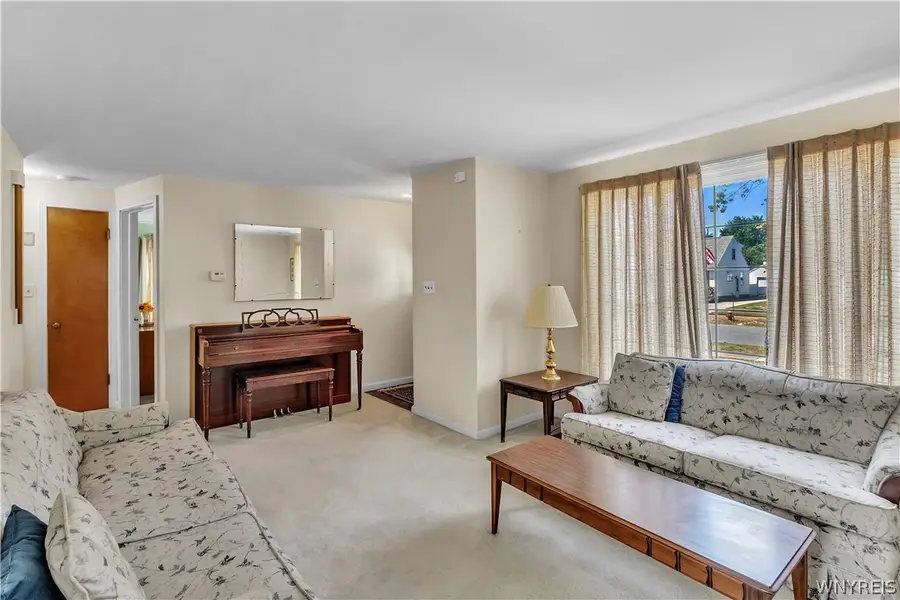 31 Wendover Avenue, Buffalo, NY 14223 - #3