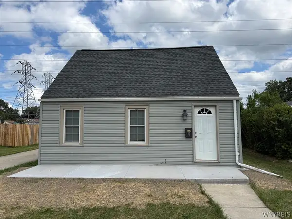 15 Heather Road, Buffalo, NY 14225