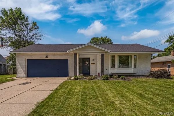 145 E Maplemere Road, Buffalo, NY 14221