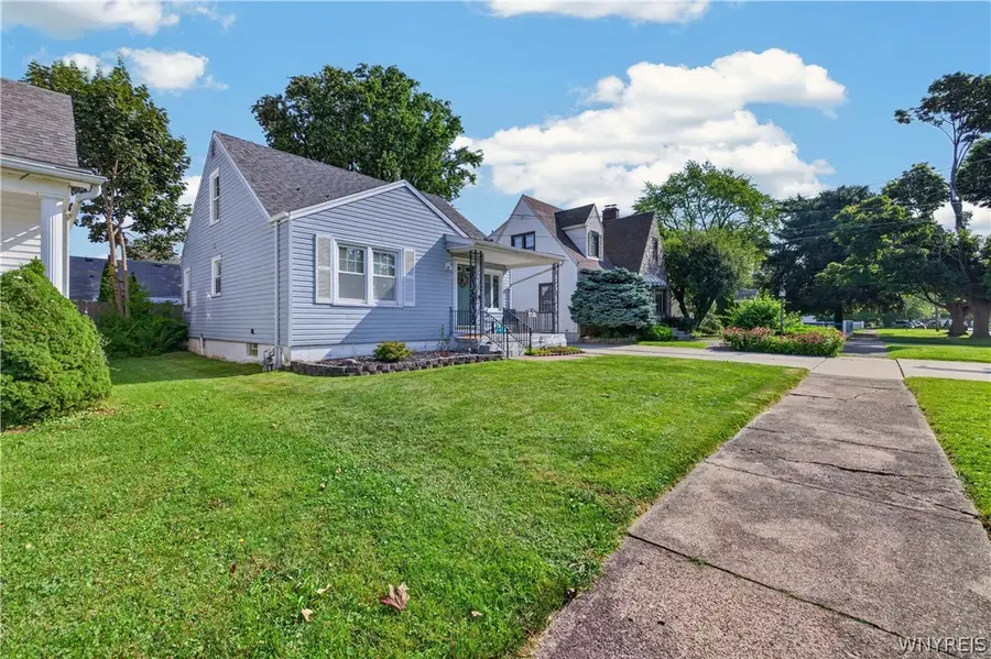 8306 Pershing Avenue, Niagara Falls, NY 14304 - #3