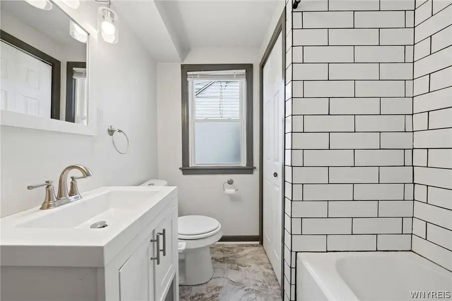 196 Deumant, Tonawanda, NY 14223 - #3