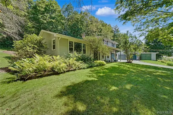 6667 Hunters Creek Road, South Wales, NY 14139