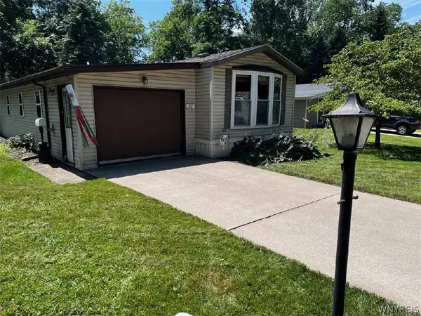 3926 Lockport Olcott, Lockport, NY 14094
