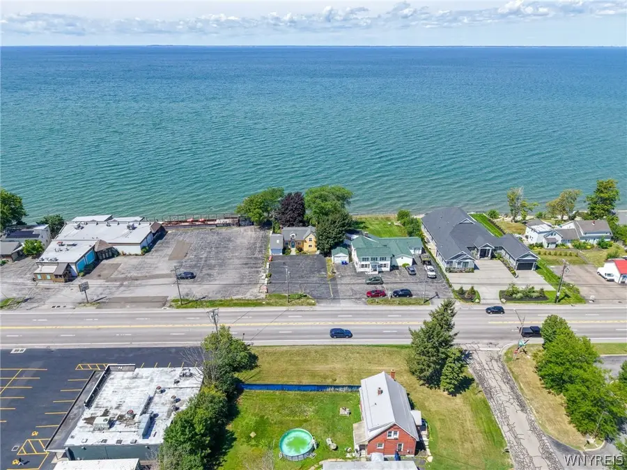 4904 Lake Shore Road, Hamburg, NY 14075 - #2