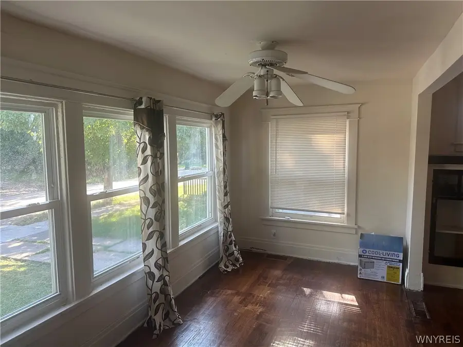 129 W Northrup Place, Buffalo, NY 14214 - #3