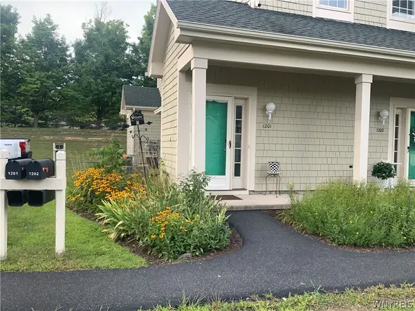 1201 Greymoor, Baldwinsville, NY 13027