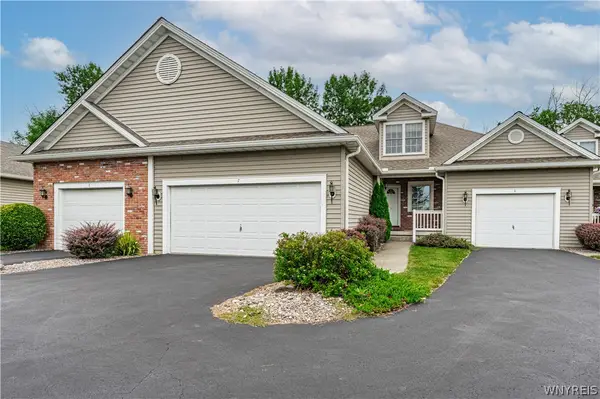 6861 Nickis Lane, Niagara Falls, NY 14304