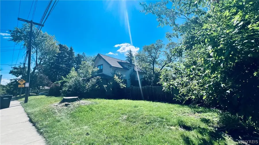1119 College Avenue, Niagara Falls, NY 14305 - #2