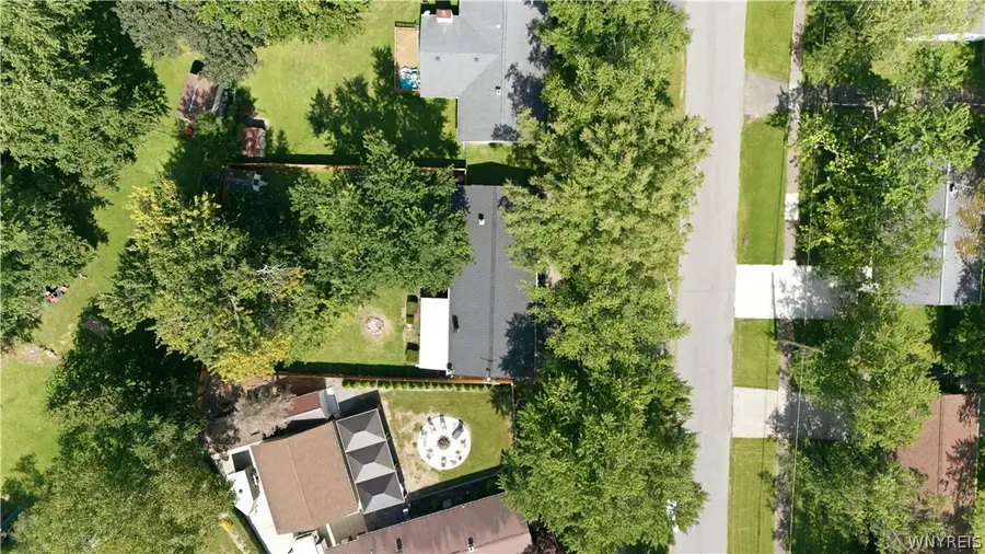 512 Parkside Place, Youngstown, NY 14174 - #2