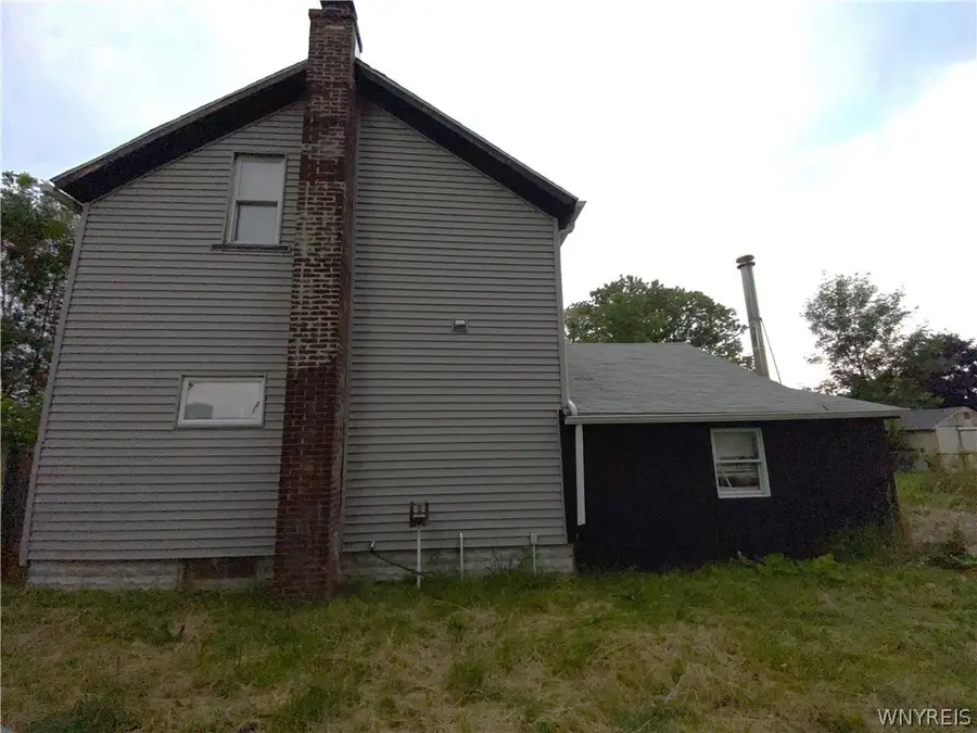 5653 Granby Avenue, Niagara Falls, NY 14304 - #2