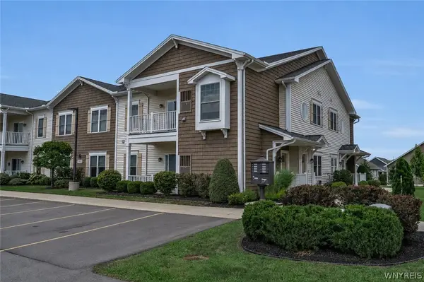 293 Northill Dr E Drive #E, Buffalo, NY 14221