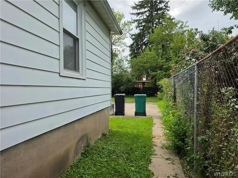 1851 Linwood Avenue, Niagara Falls, NY 14305 - #2