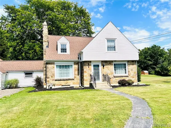 6667 Taylor Road, Hamburg, NY 14075
