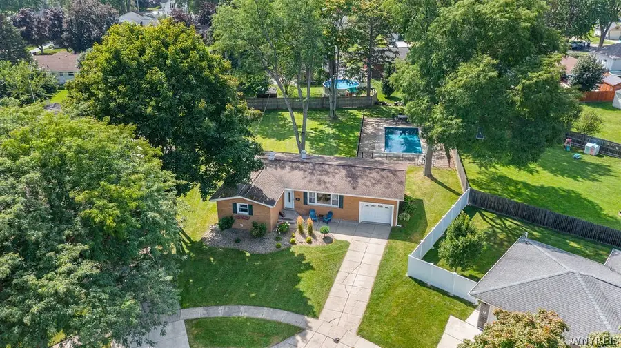 16 Niagara Circle, North Tonawanda, NY 14120 - #2