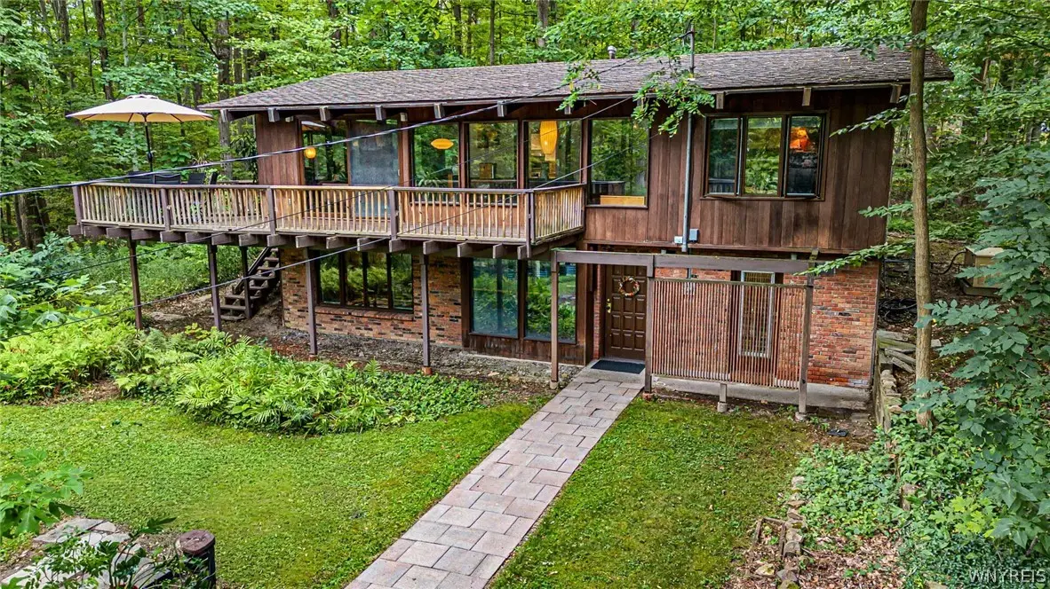 5486 Allen Drive, Hamburg, NY 14075 - #1