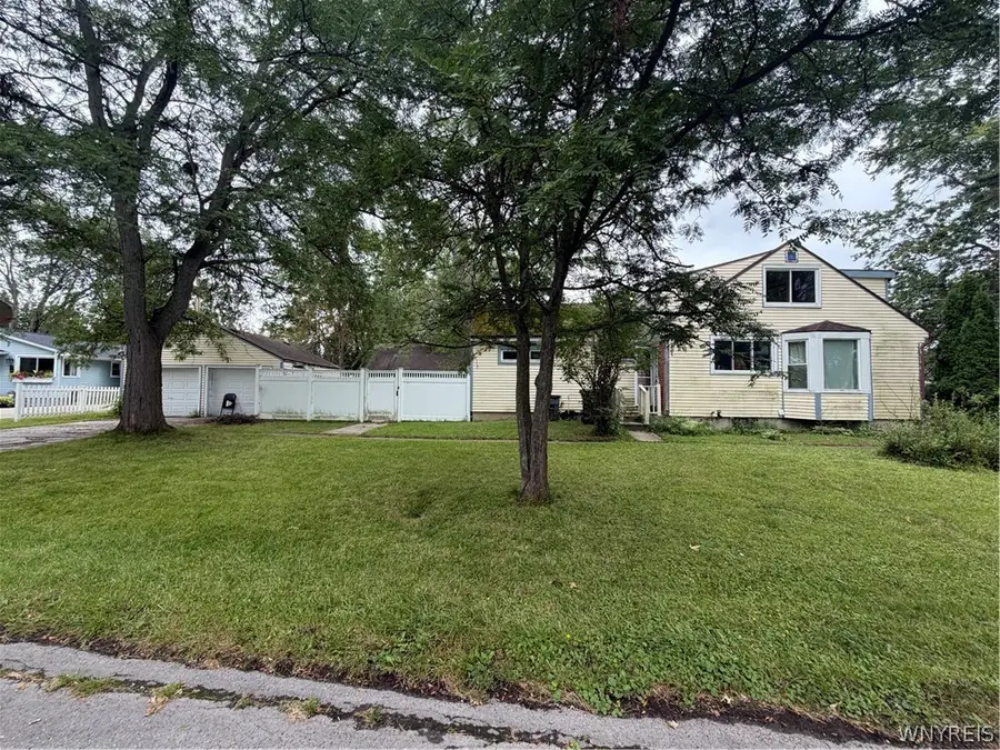 1295 E Park Road, Grand Island, NY 14072 - #2