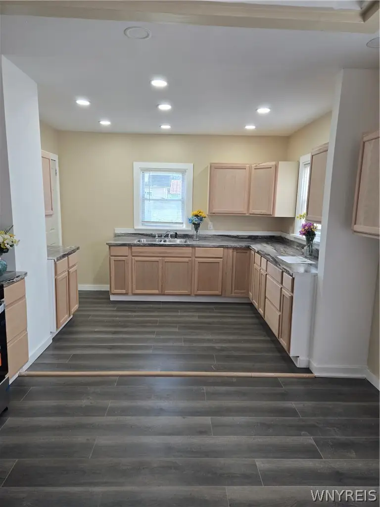 189 W Woodside Avenue, Buffalo, NY 14220 - #2