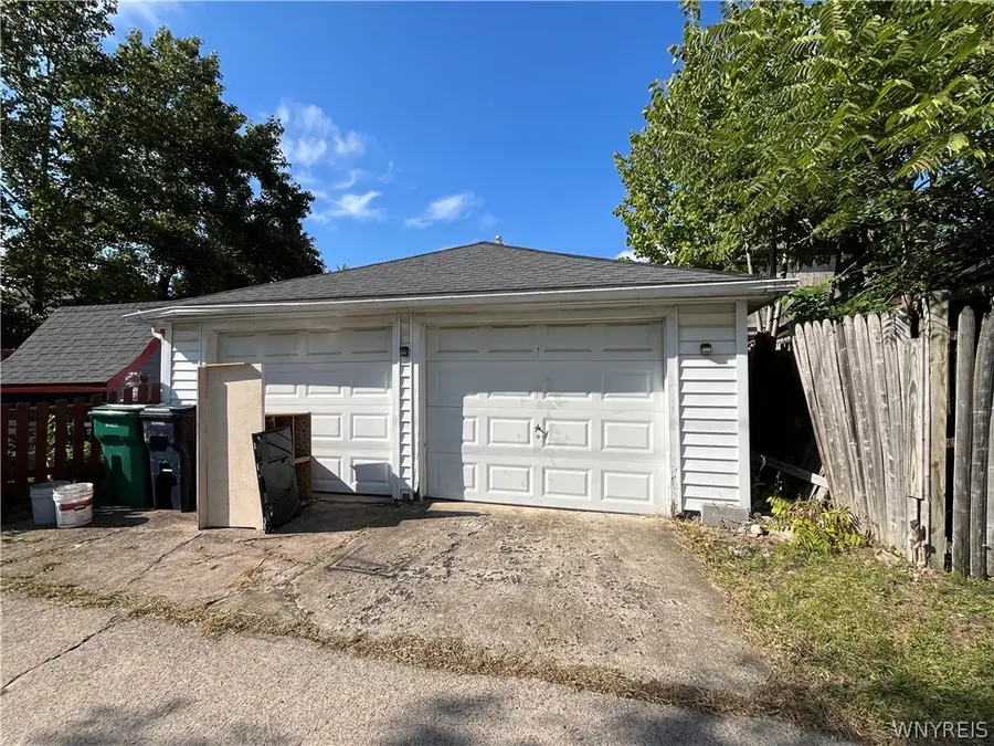 3057 Orleans Avenue, Niagara Falls, NY 14303 - #3