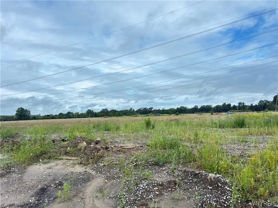 Fisk Road N, Lockport, NY 14094 - #2