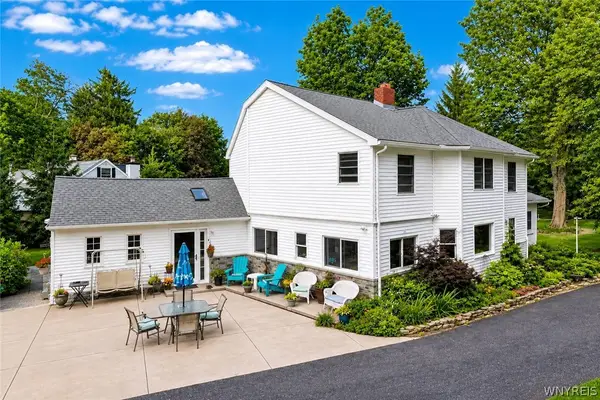 4650 Christian Drive, Clarence, NY 14031