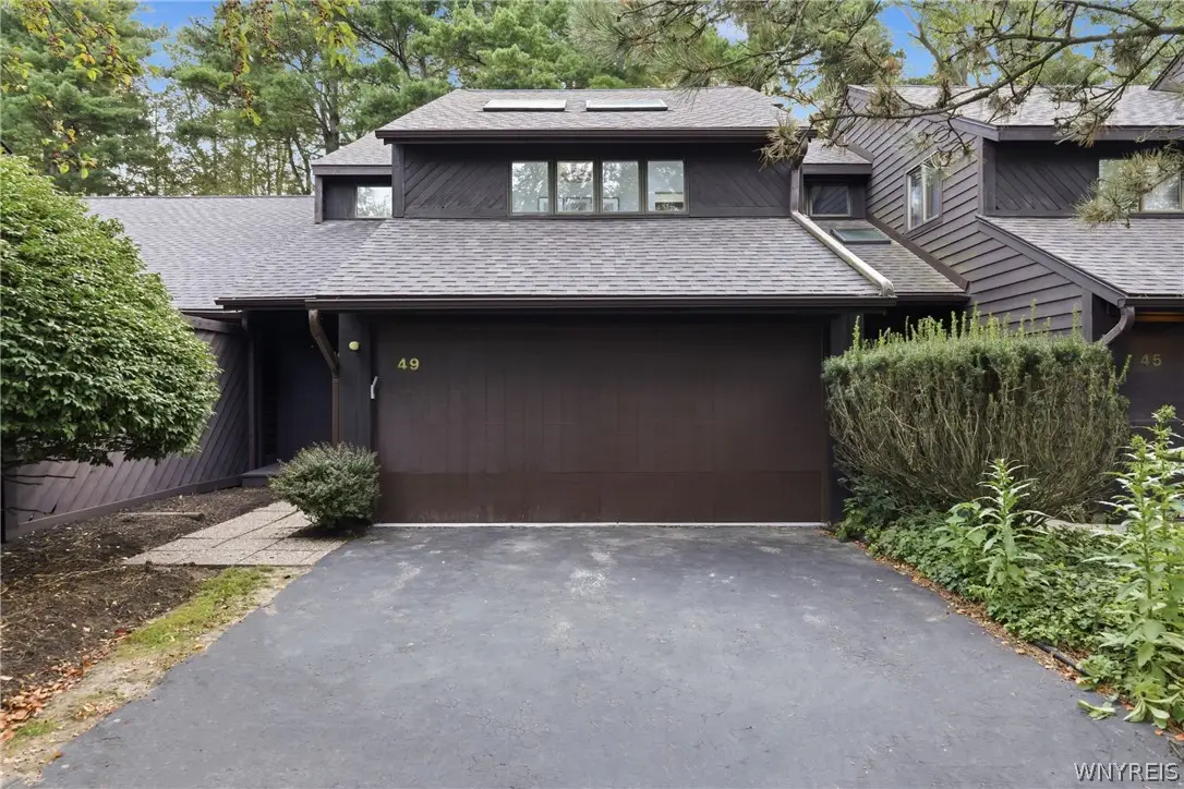 49 Breezewood, East Amherst, NY 14051 - #1