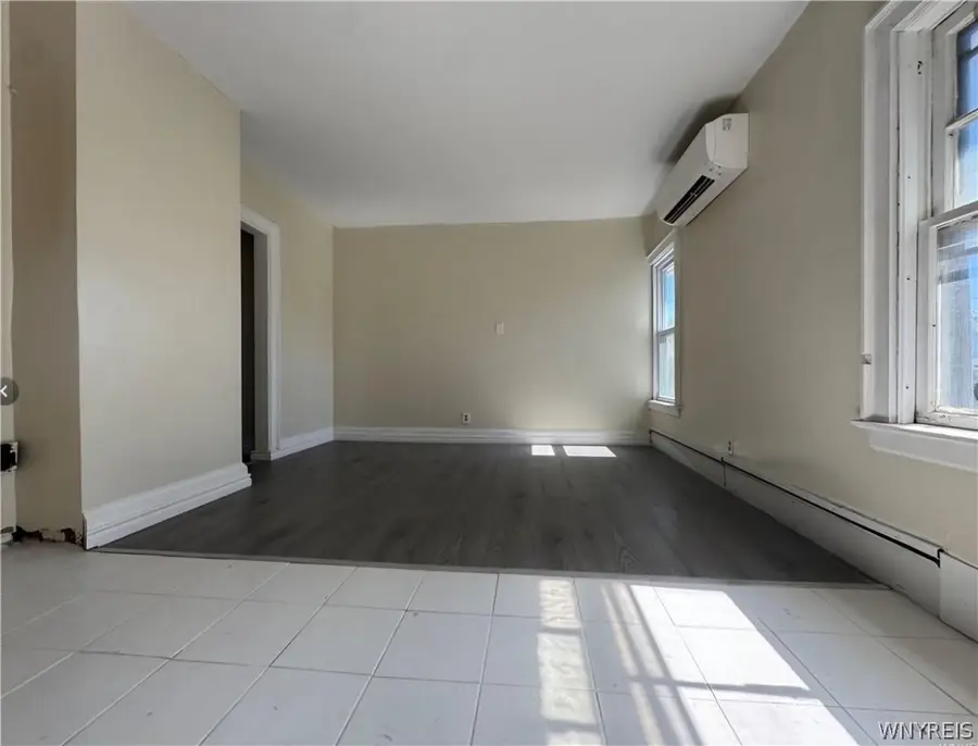 632 7th Street, Niagara Falls, NY 14301 - #3