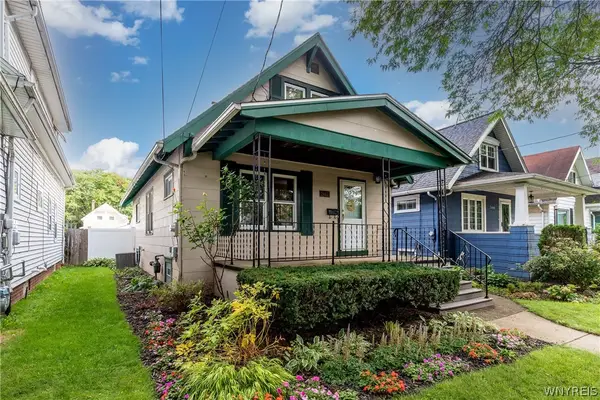 2462 Willow Avenue, Niagara Falls, NY 14305