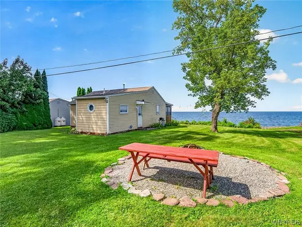 11153 Peters Lane, Lyndonville, NY 14098
