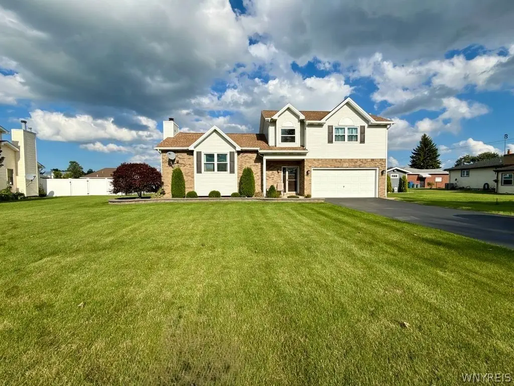 4701 Hermitage Street, Niagara Falls, NY 14305 - #1